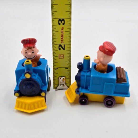 Vintage Peanuts Charlie Brown Conductor In Train UFS Inc. 1950,1966 Set Of 2 - Picture 11 of 11